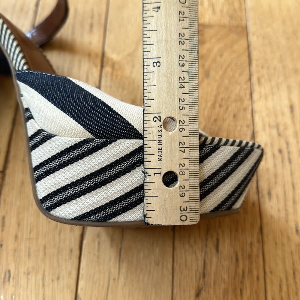Jessica Simpson Striped Platform Sandals - Picture 3 of 5